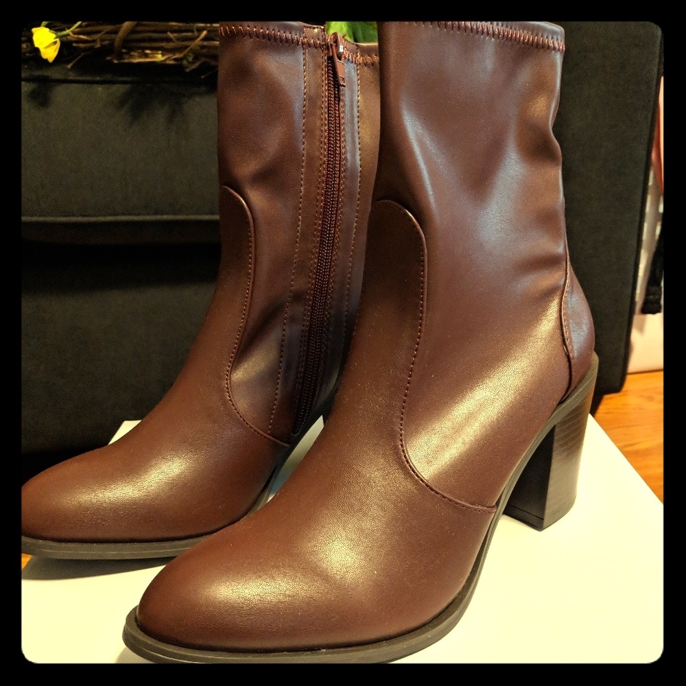 Women's boots